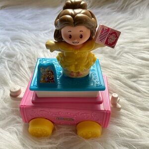 Little People Disney Beauty and the Beast Belle and books playset